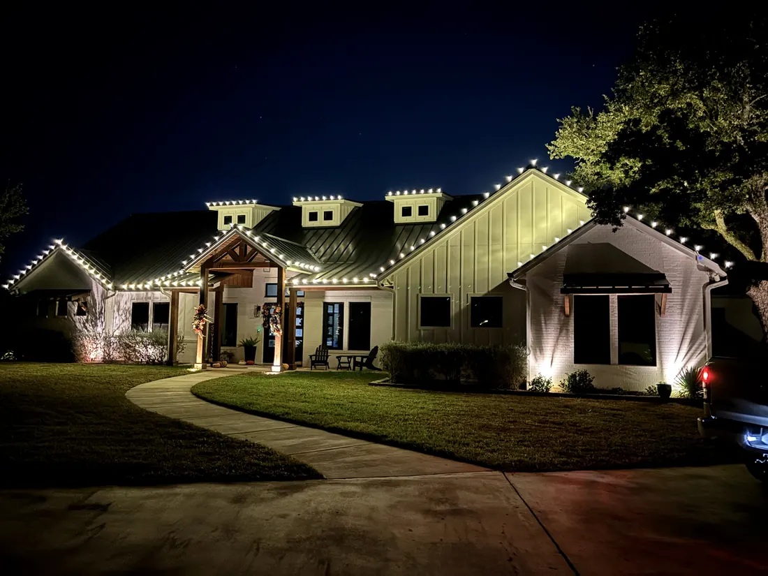 Metal roof, dormers picked out